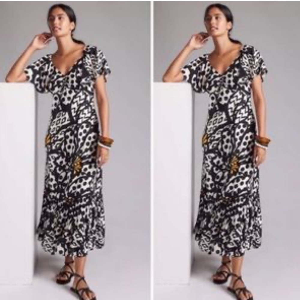 Farm Rio woman’s Elegant Black and White Patterned Dress